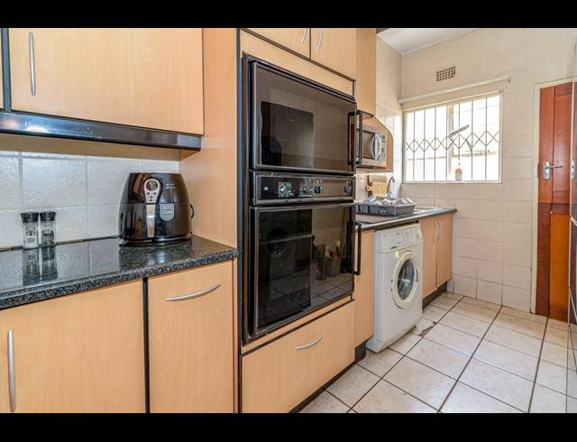 3 BEDROOM DUPLEX TO LET IN FAIRLAND